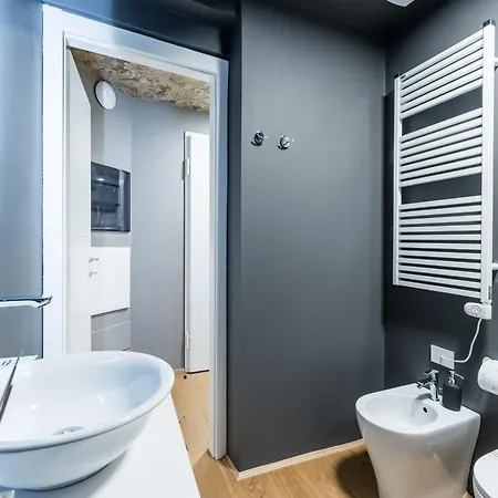 Apartment Unique Design 200 Steps From The Aquarium